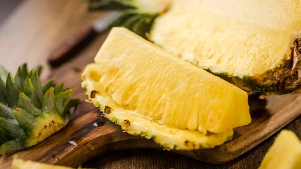 消化促進に役立つパイナップルの酵素